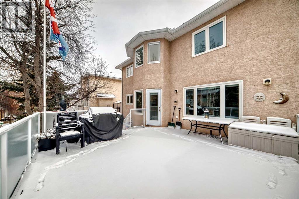 Single Family House for Sale in  Hawkmount Heights NW Hawkwood Calgary 