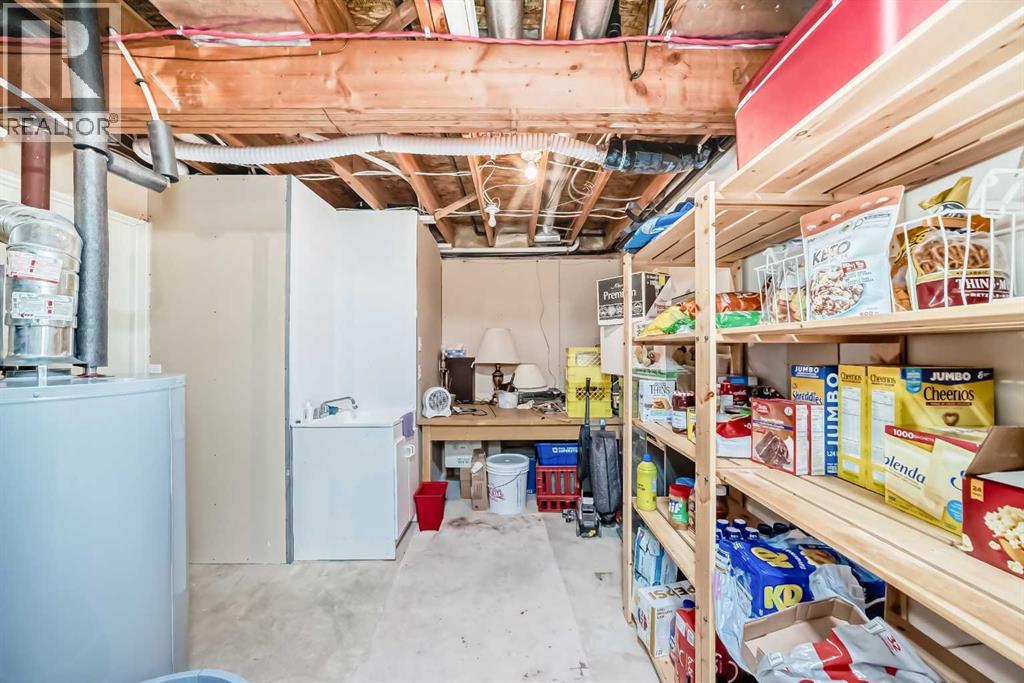 Single Family House for Sale in  Hawkmount Heights NW Hawkwood Calgary 