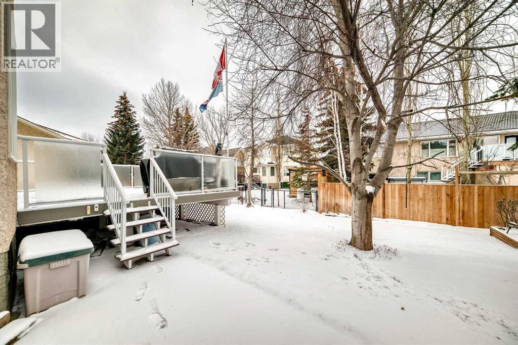 Single Family House for Sale in  Hawkmount Heights NW Hawkwood Calgary 