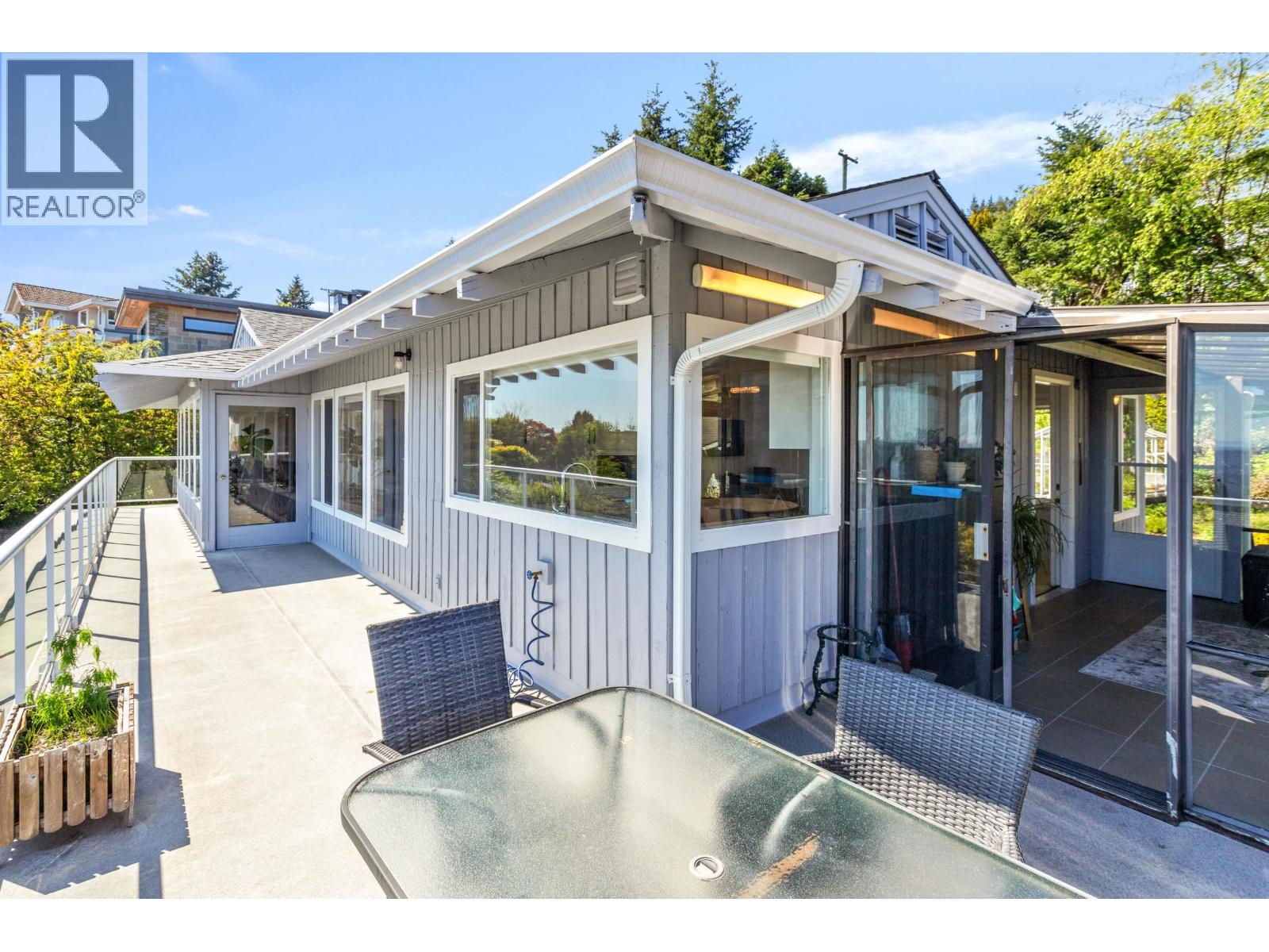 1111 GILSTON ROAD, West Vancouver
