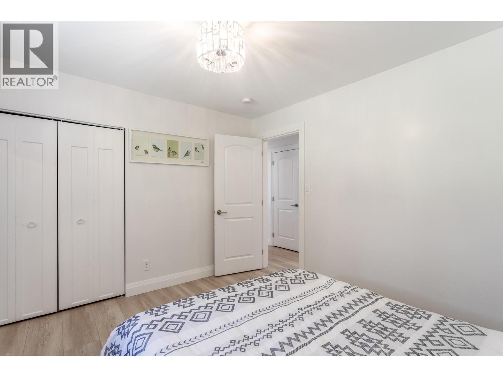 1111 GILSTON ROAD, West Vancouver