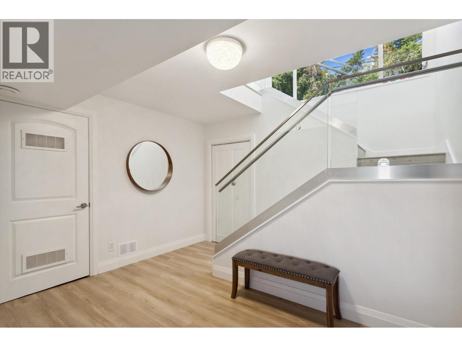 1111 GILSTON ROAD, West Vancouver