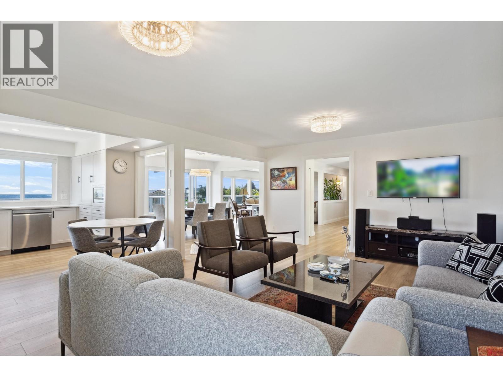 1111 GILSTON ROAD, West Vancouver