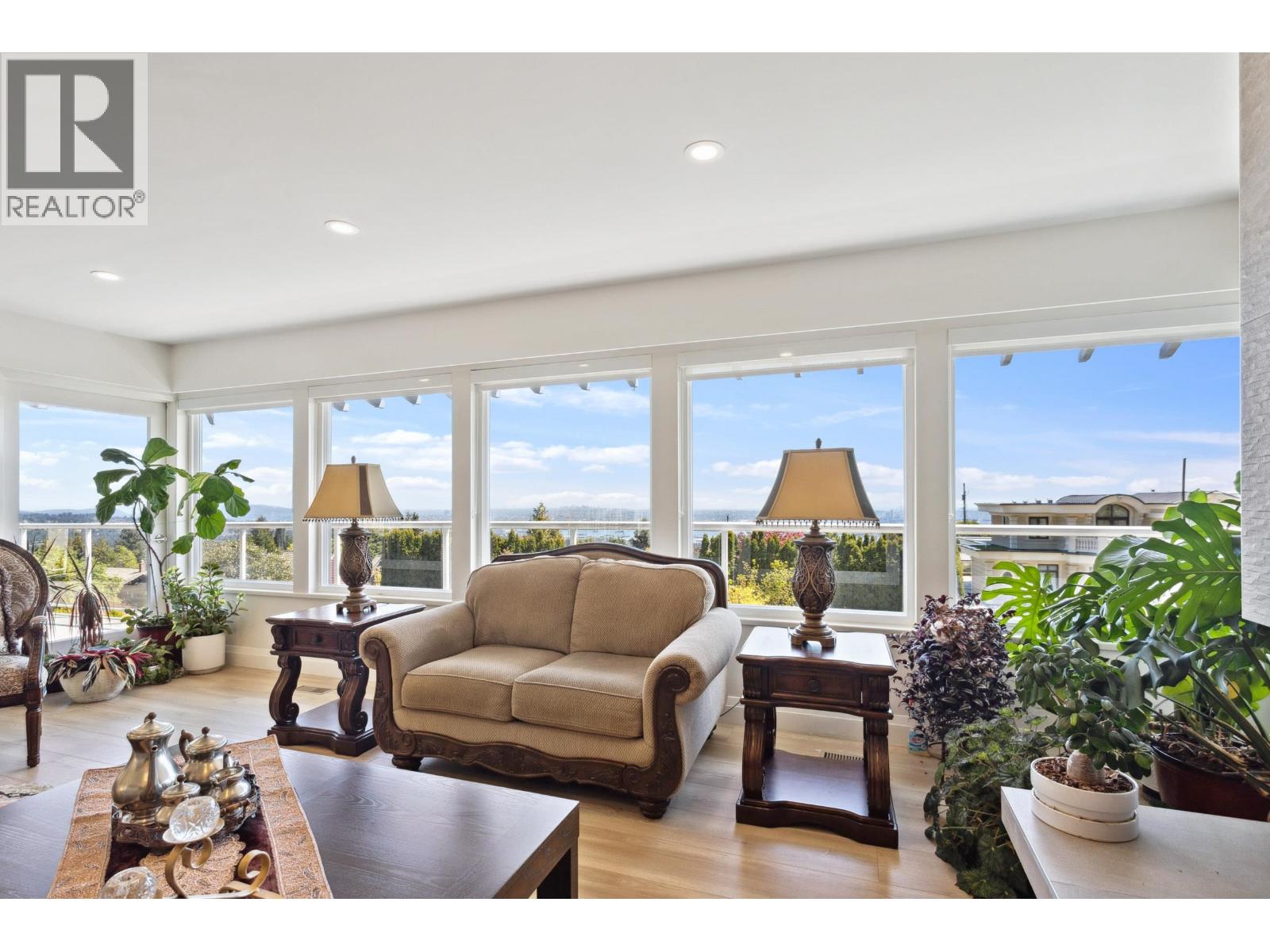 1111 GILSTON ROAD, West Vancouver