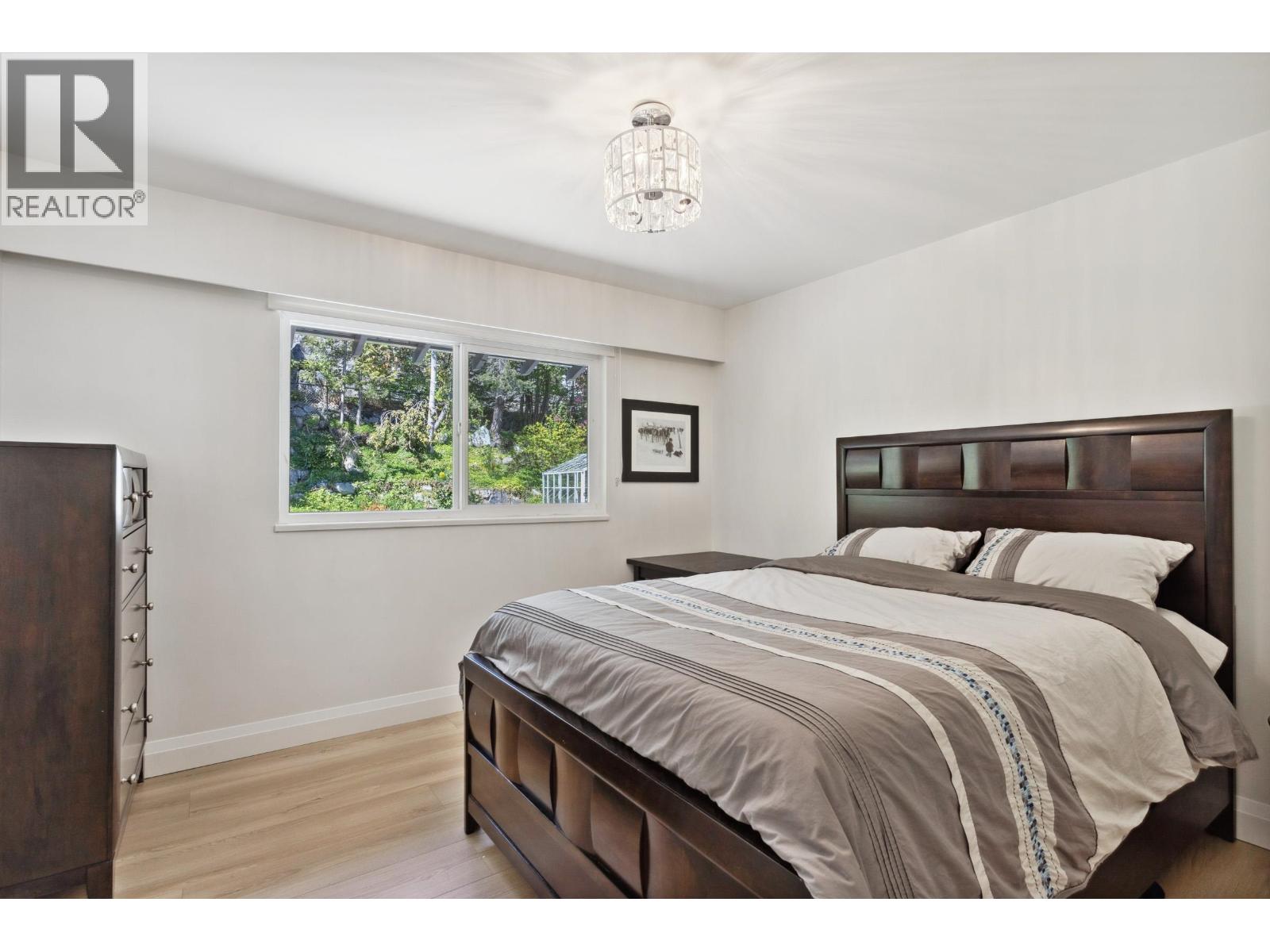 1111 GILSTON ROAD, West Vancouver