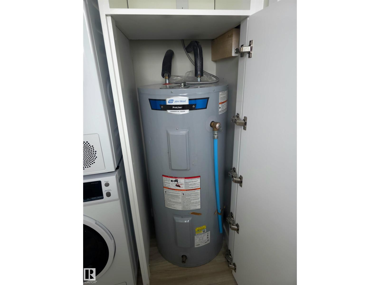 735 Parkland Brook, Rural Parkland County