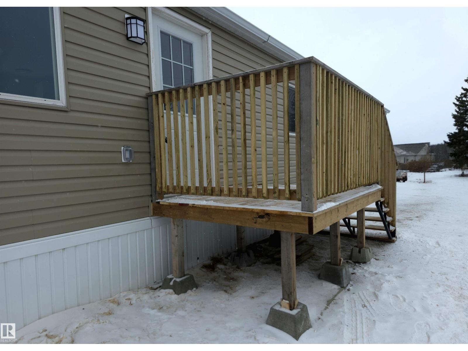 735 Parkland Brook, Rural Parkland County