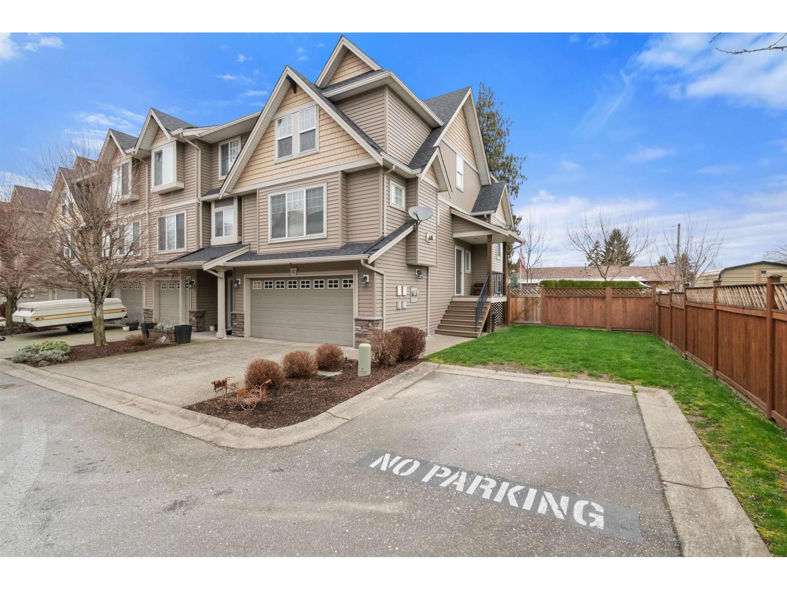 12 9232 WOODBINE Street - photo 2