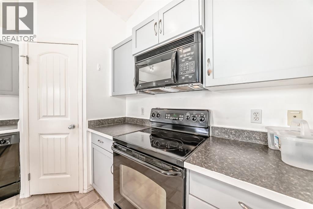 Single Family House Bungalow for Sale in   Everridge Square SW Evergreen Calgary 