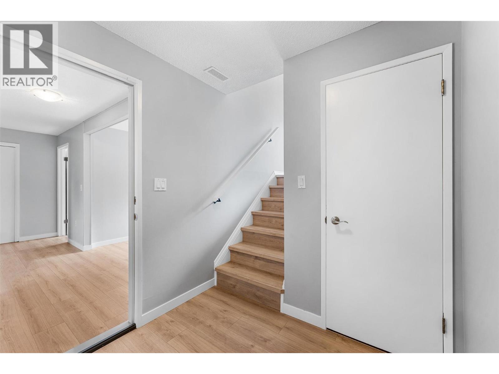 1430 Brentwood Road, West Kelowna