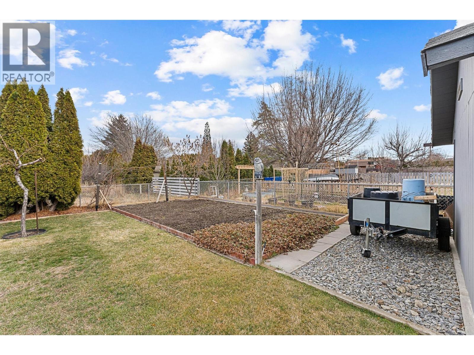 1430 Brentwood Road, West Kelowna