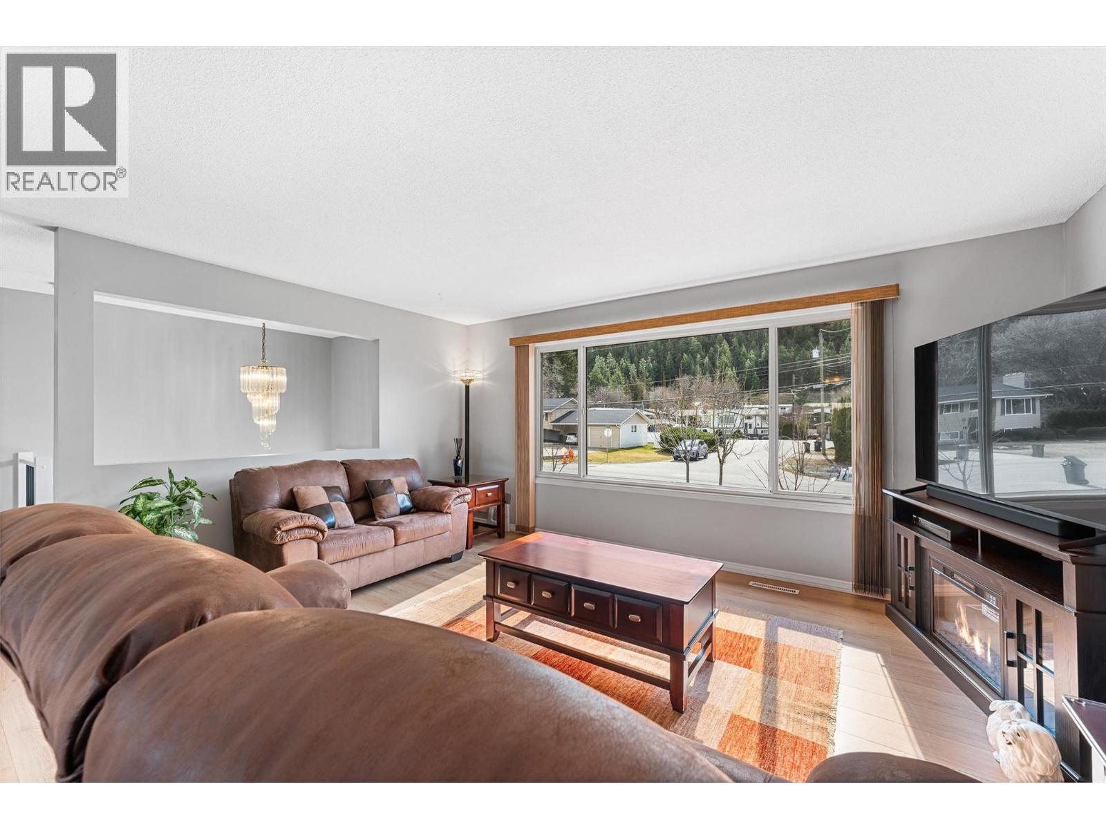 1430 Brentwood Road, West Kelowna