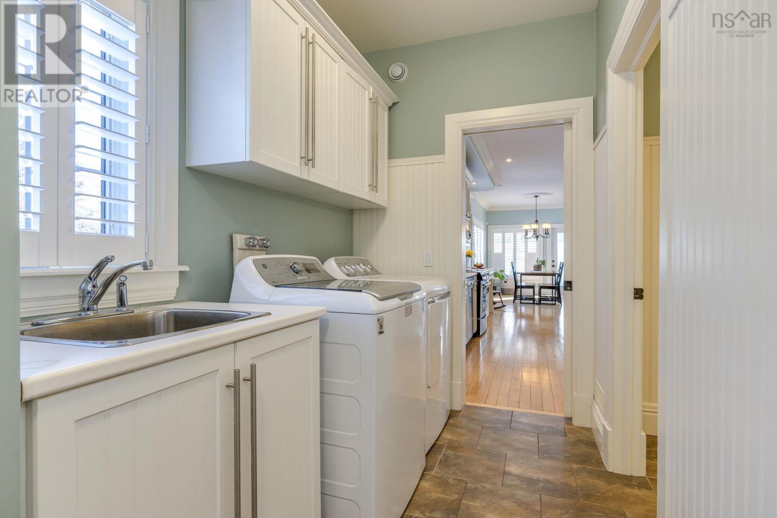 Property 13 of 49 of 93 Canterbury Lane