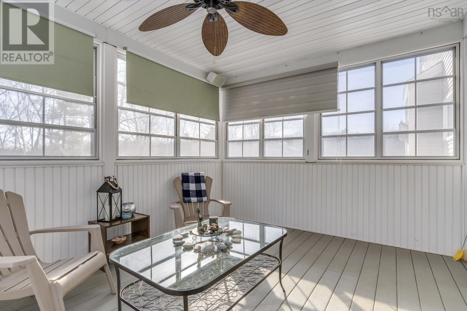 Property 19 of 49 of 93 Canterbury Lane