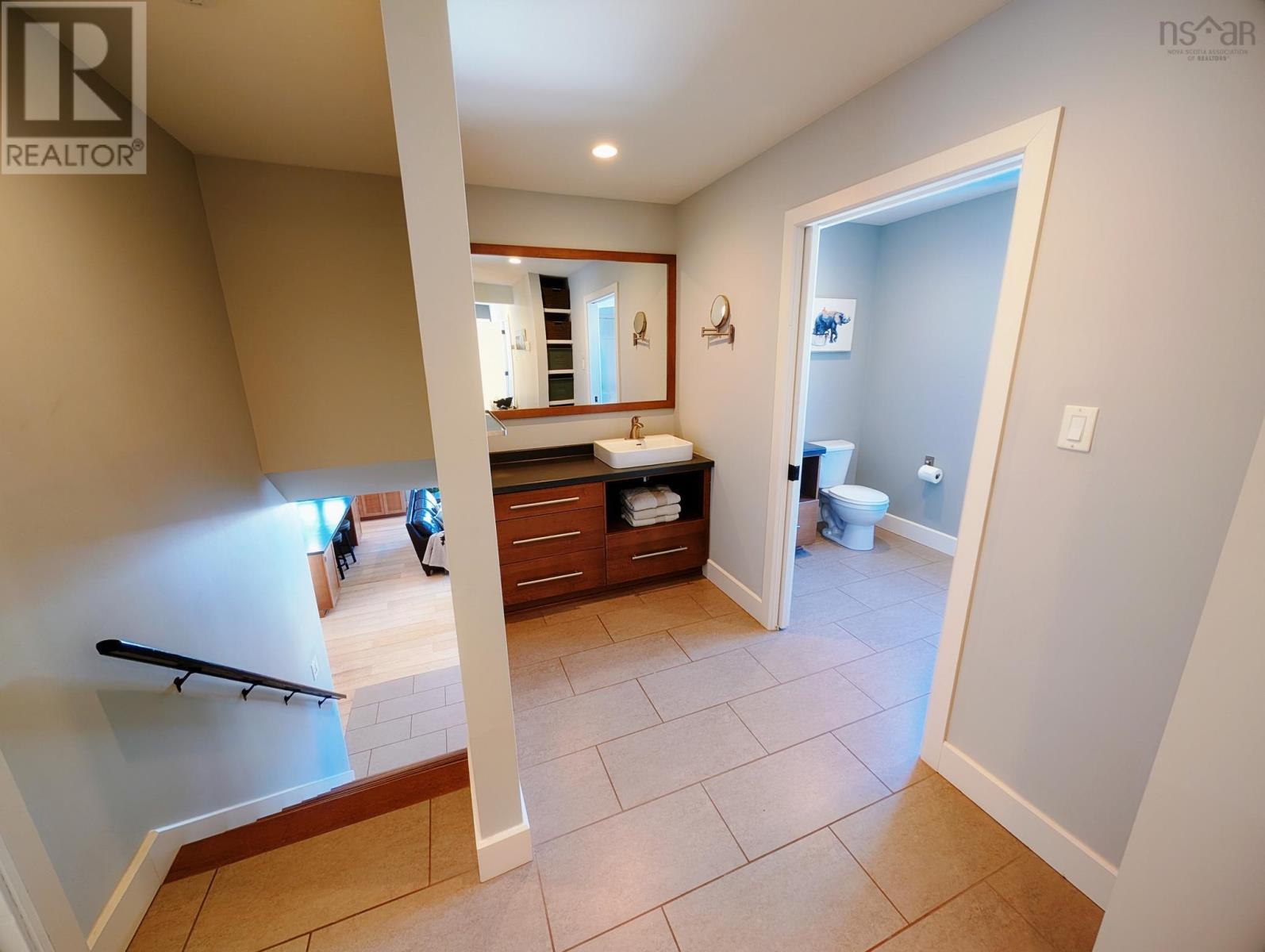 Property 26 of 50 of 10055 19 Highway