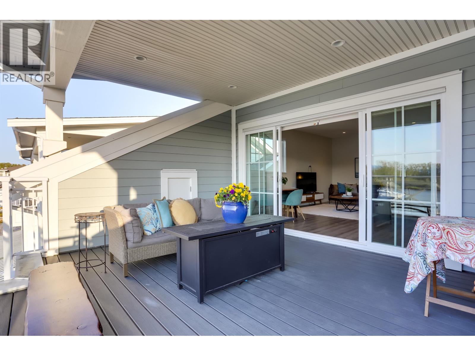 #100-5311 ADMIRAL Way, Ladner