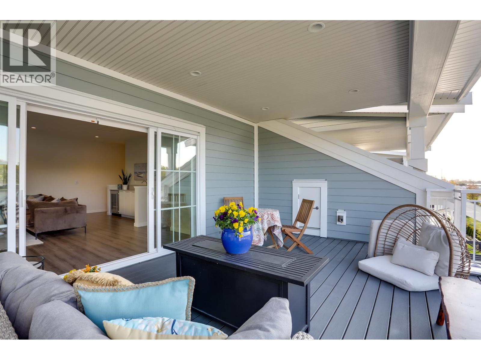 #100-5311 ADMIRAL Way, Ladner