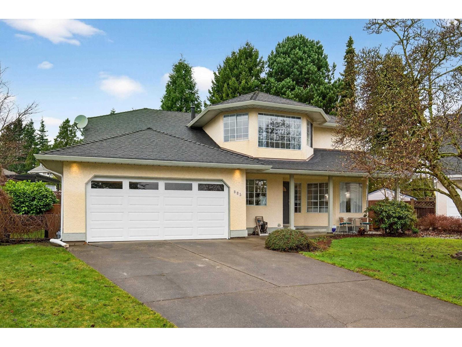 885 165 Street - photo 2