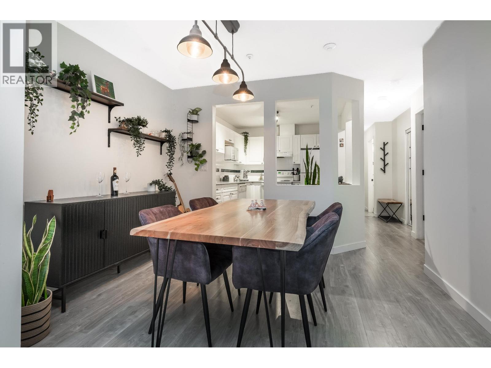 401 2678 DIXON STREET, Port Coquitlam