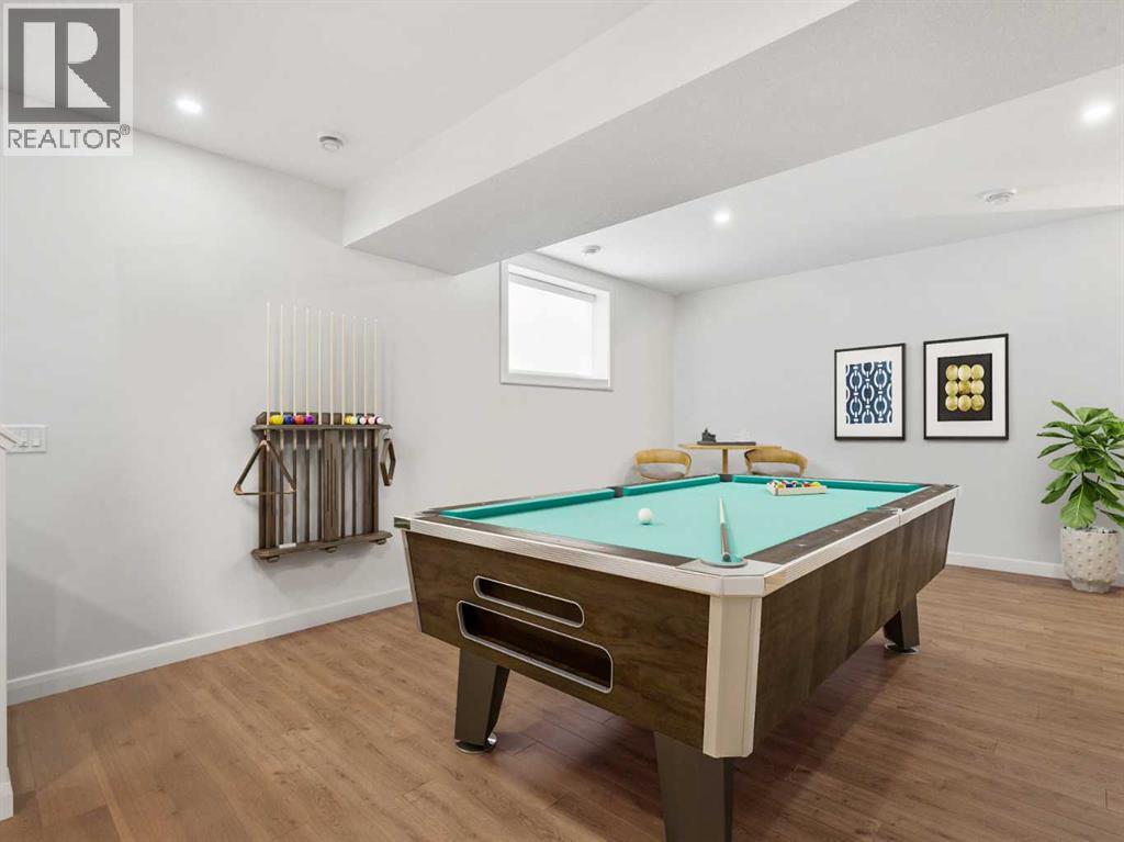 Single Family House Bungalow for Sale in  Mitchell Heath NW Glacier Ridge Calgary 