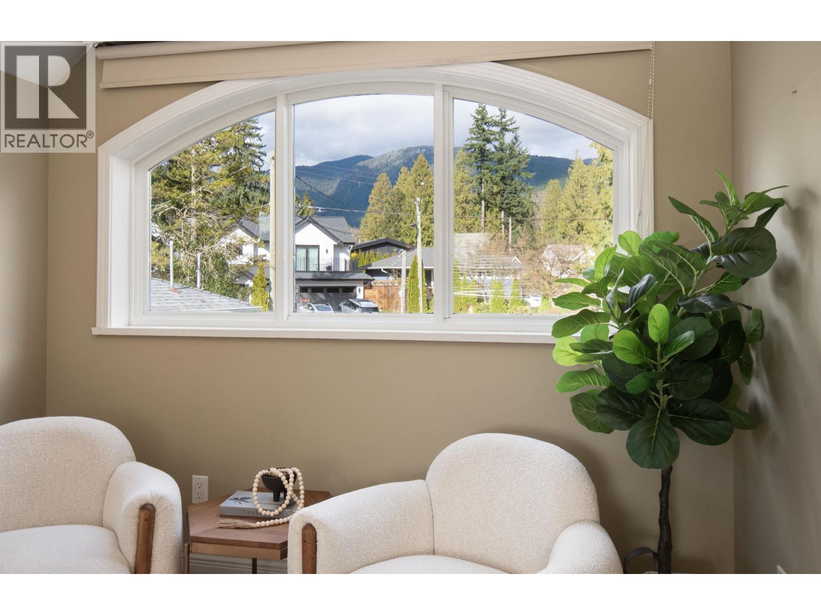 1265 BRANTWOOD ROAD, North Vancouver