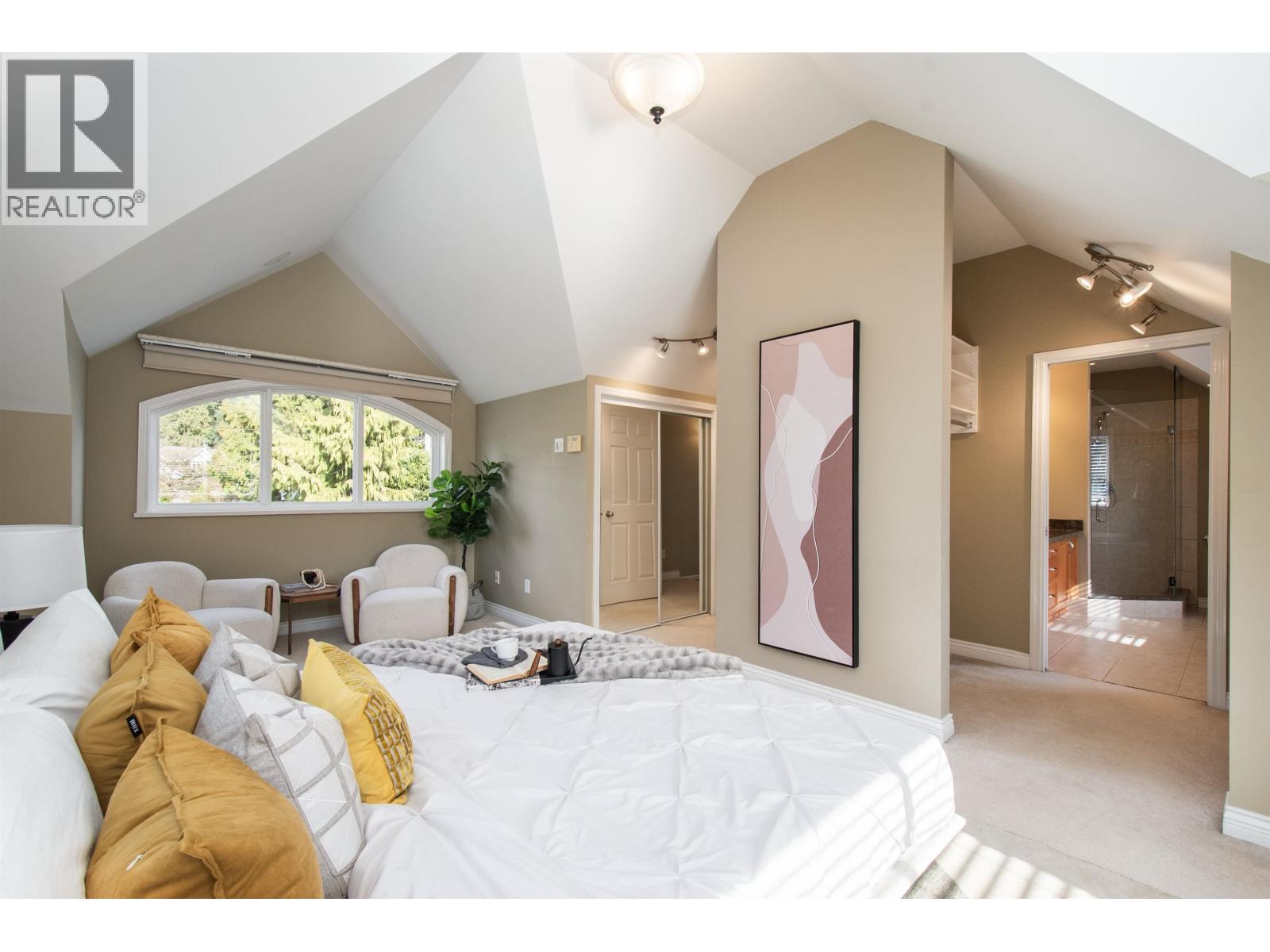 1265 BRANTWOOD ROAD, North Vancouver