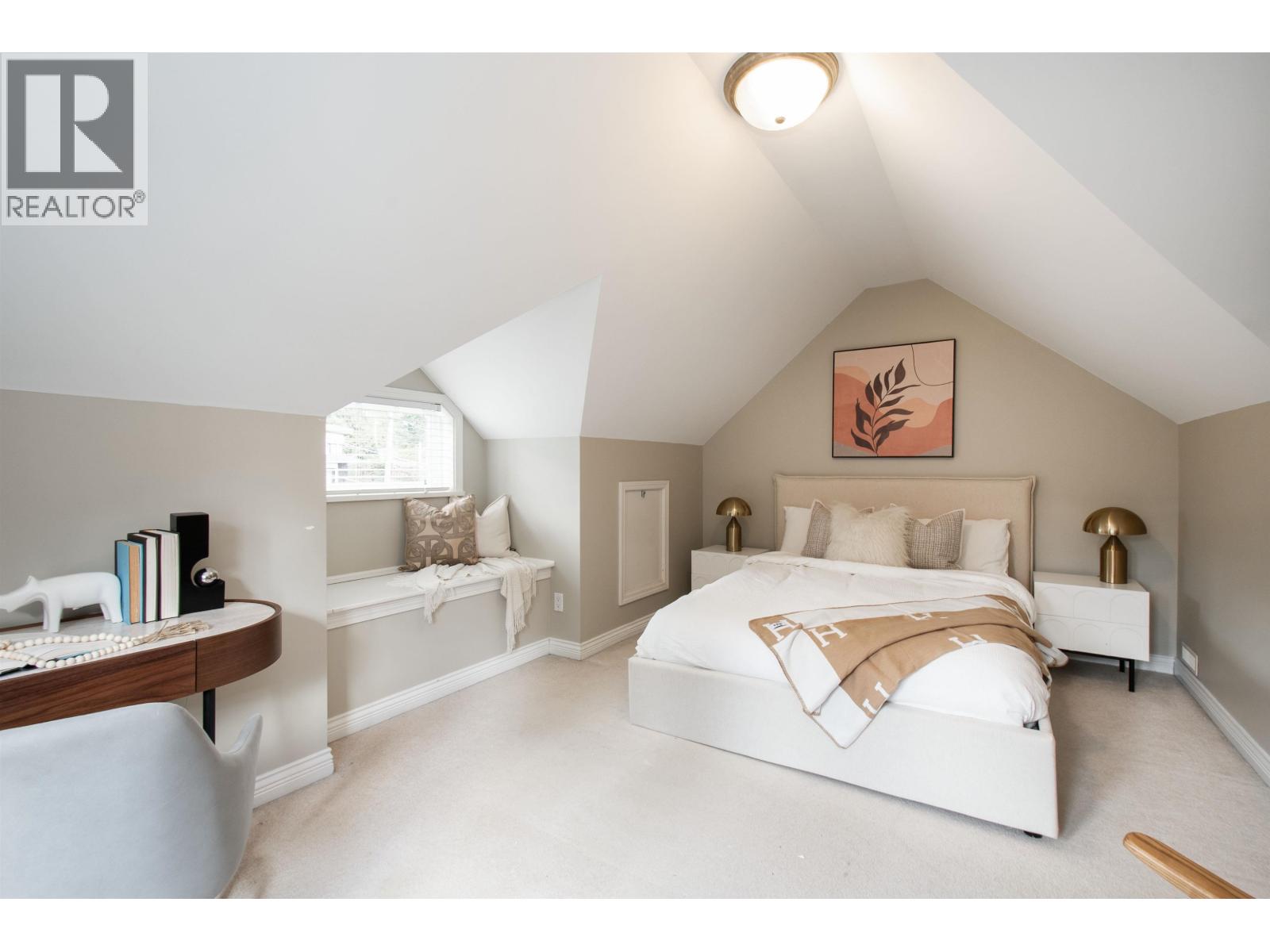 1265 BRANTWOOD ROAD, North Vancouver