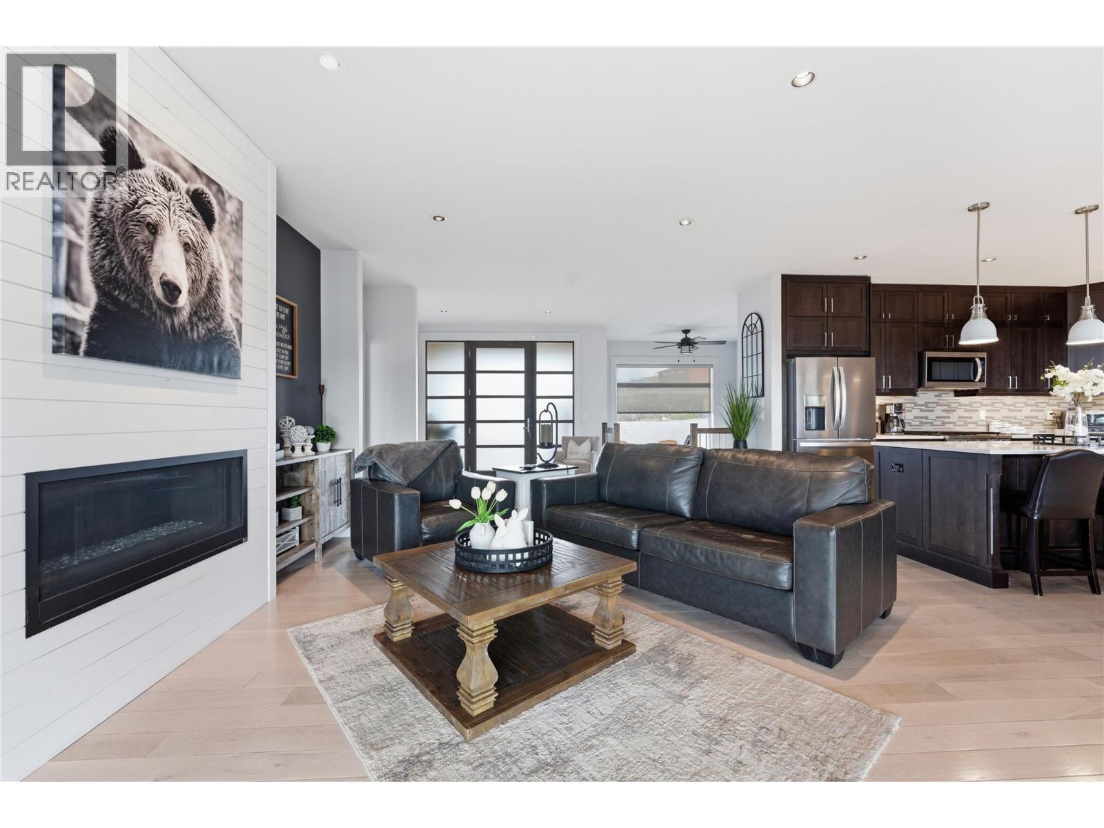 463 Golfview Place, Spallumcheen