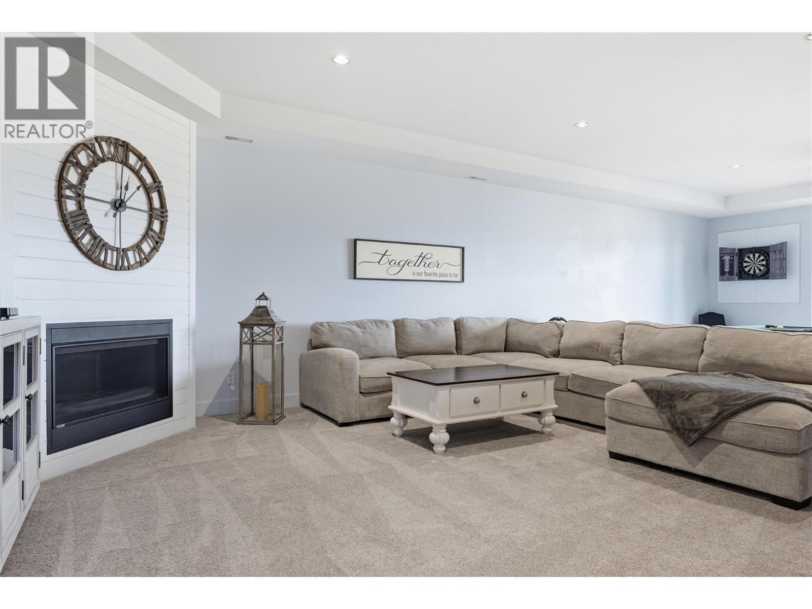 463 Golfview Place, Spallumcheen