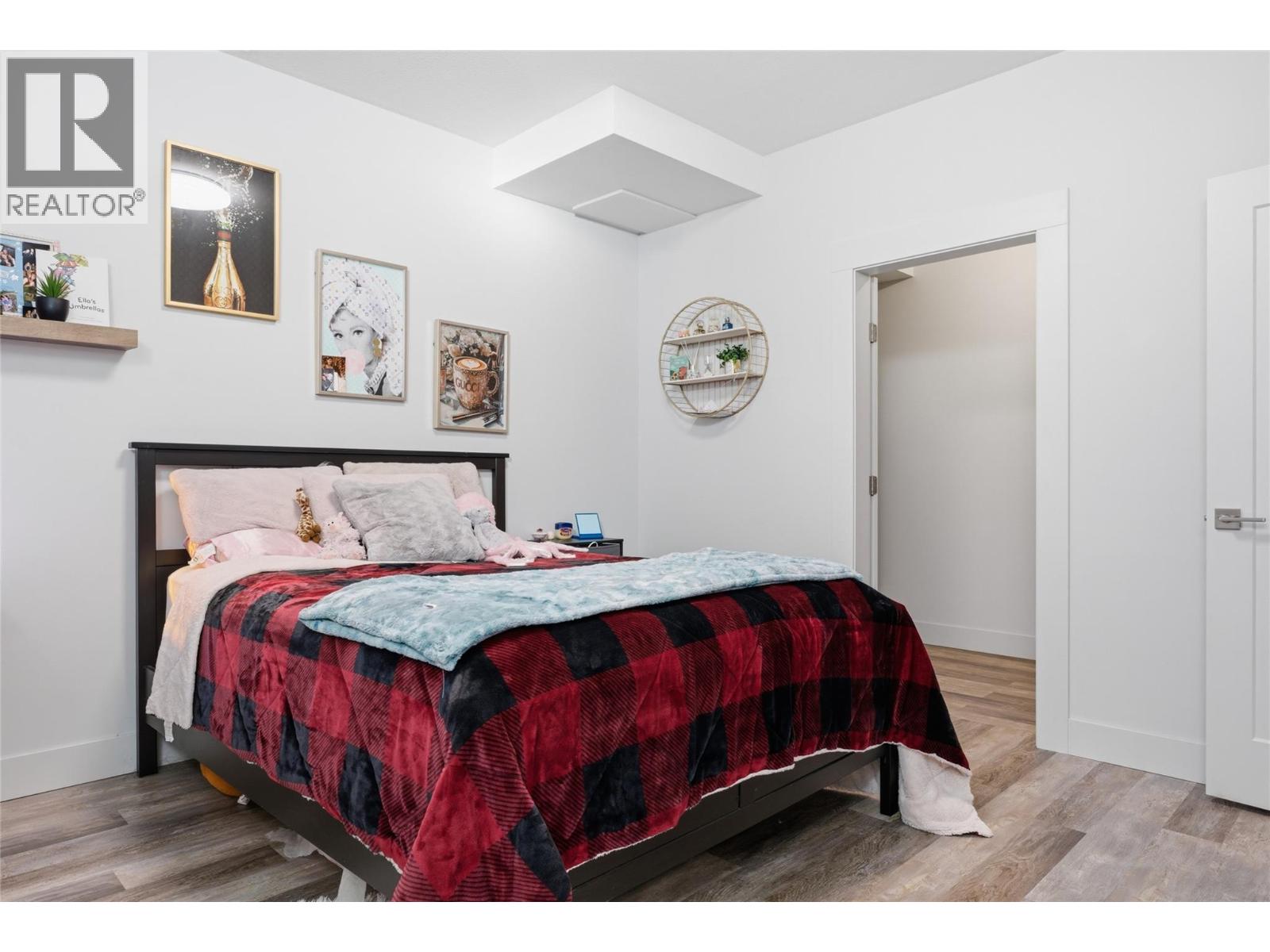 463 Golfview Place, Spallumcheen