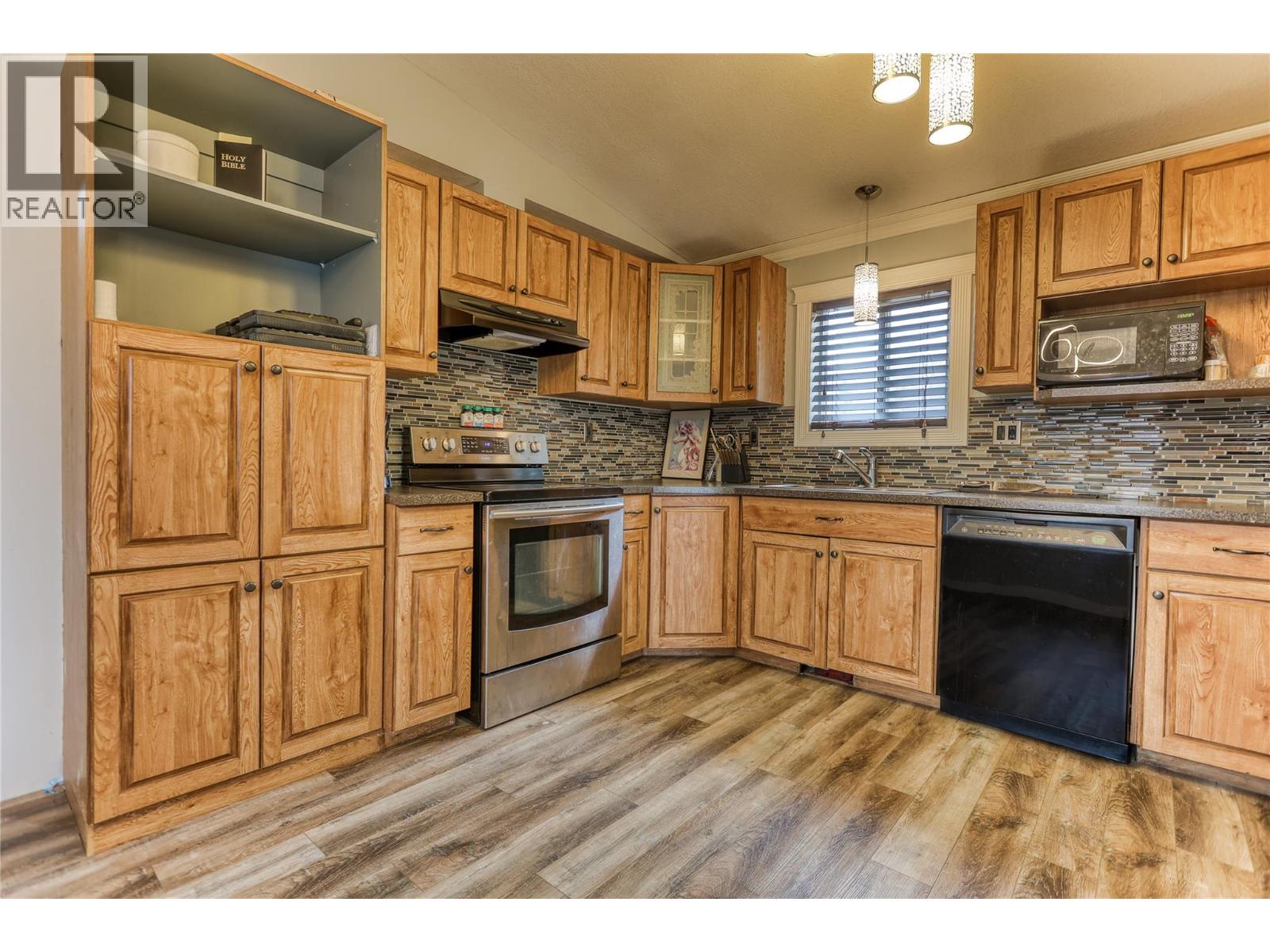 6450 7th Street - 3