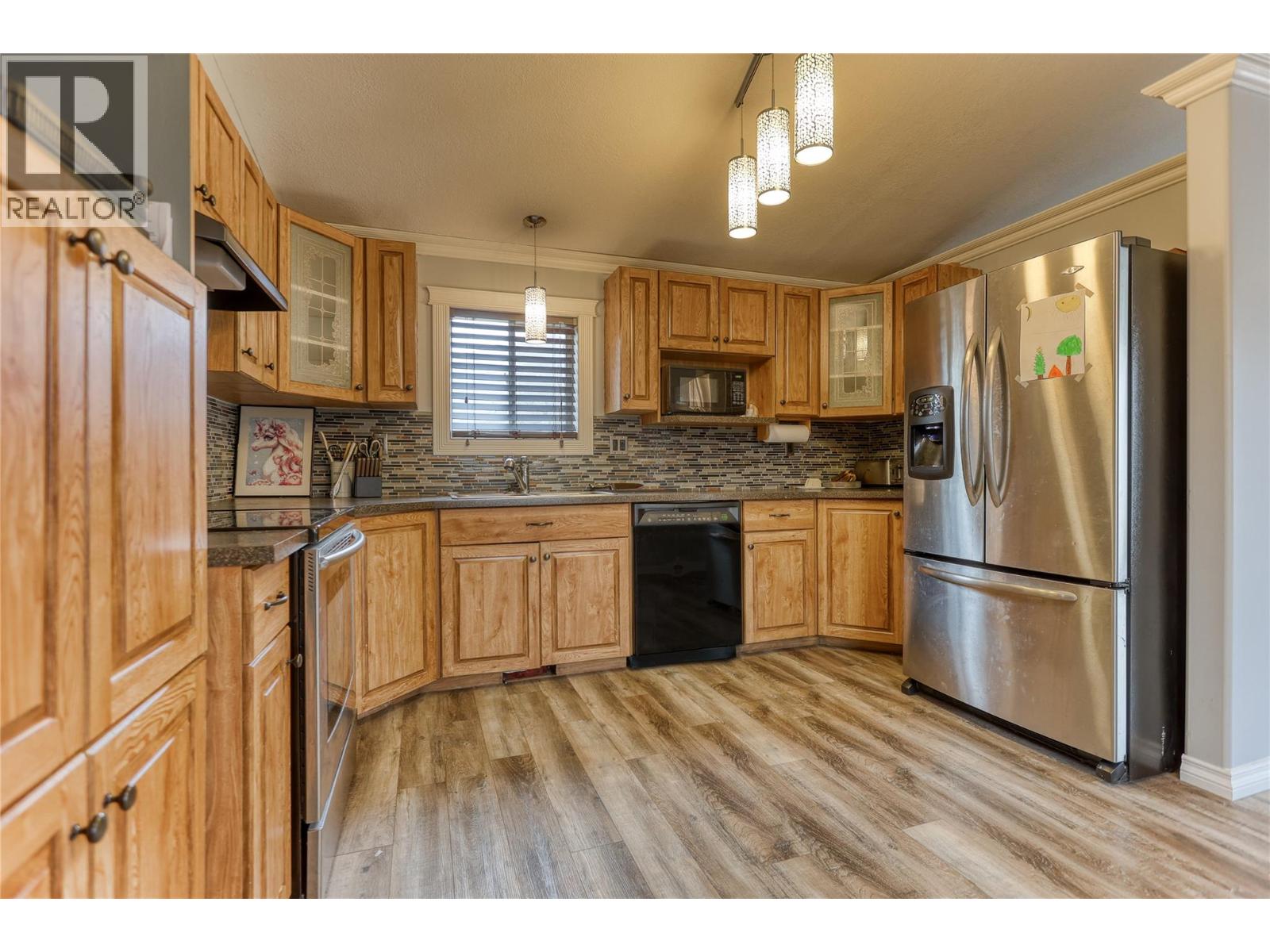 6450 7th Street - 4