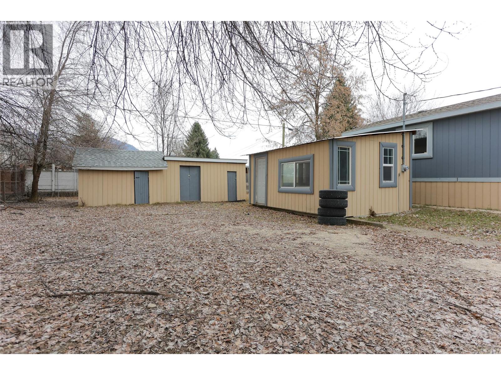 6450 7th Street, Grand Forks