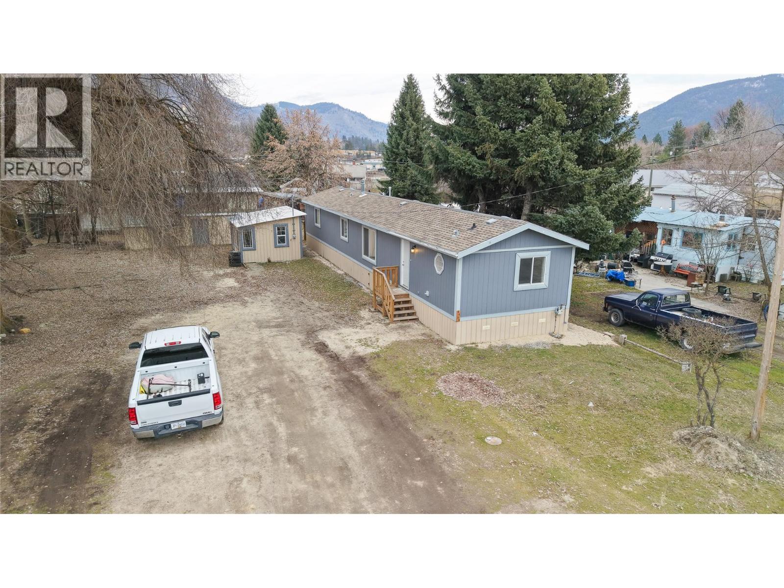 6450 7th Street, Grand Forks