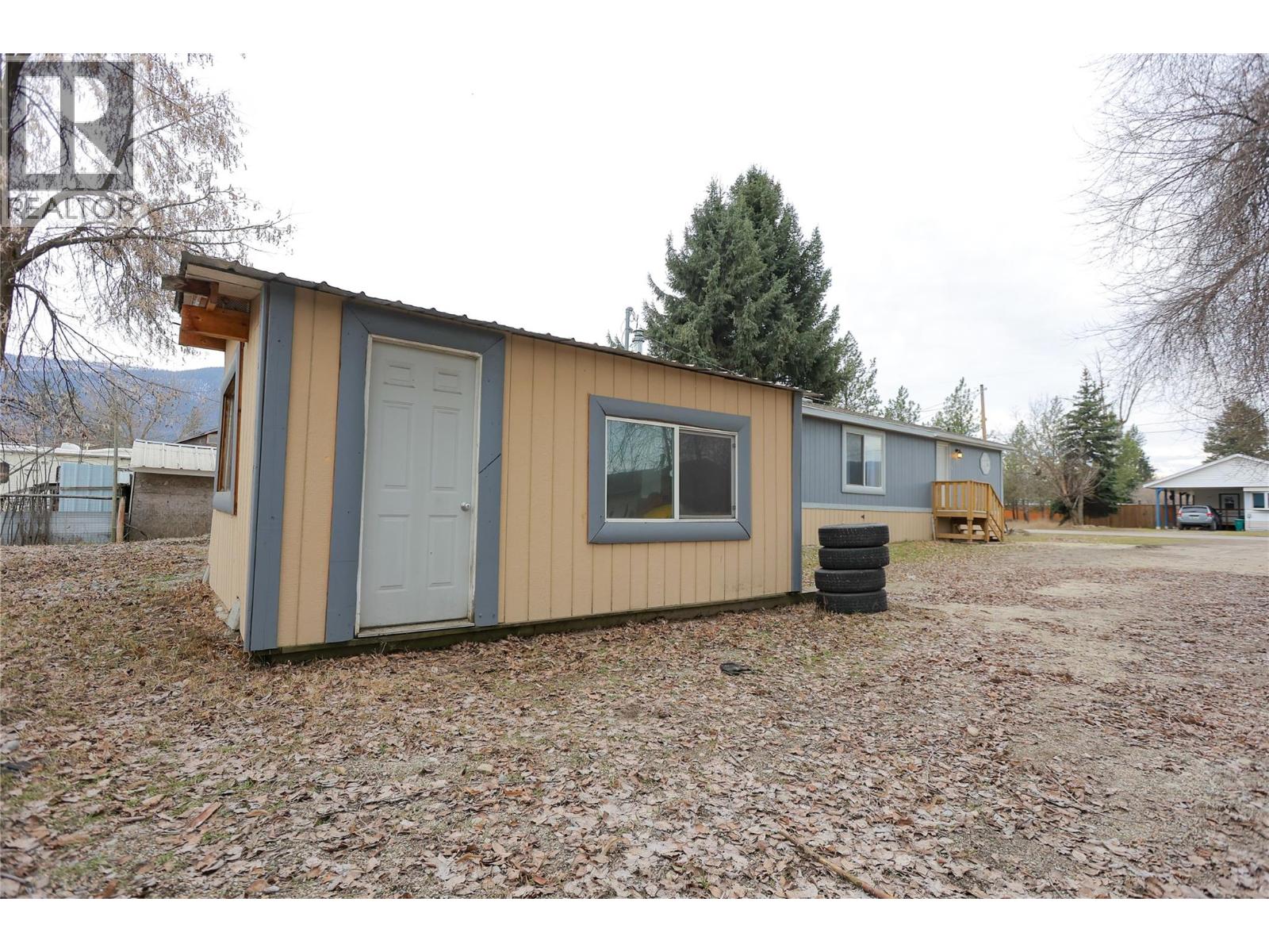 6450 7th Street, Grand Forks