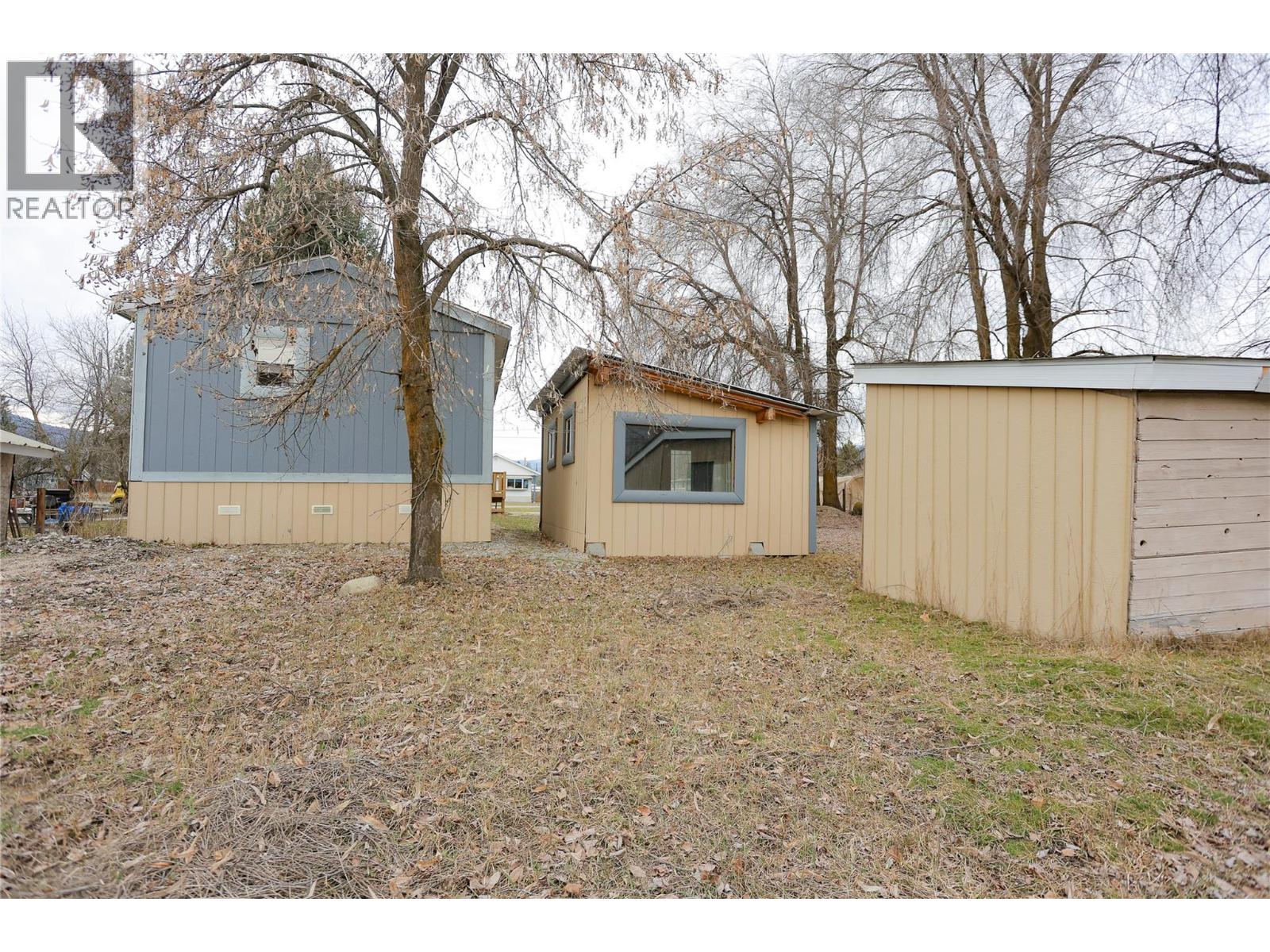 6450 7th Street, Grand Forks