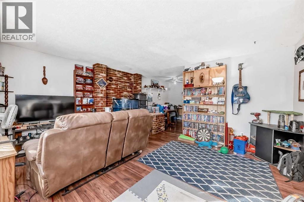 3717 50 Avenue, Innisfail