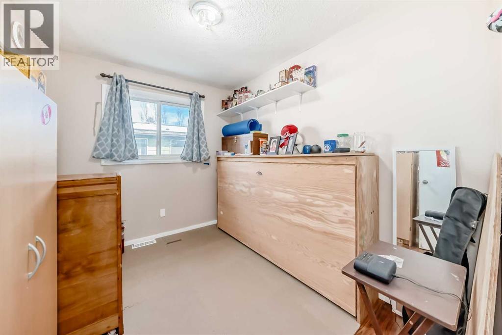 3717 50 Avenue, Innisfail