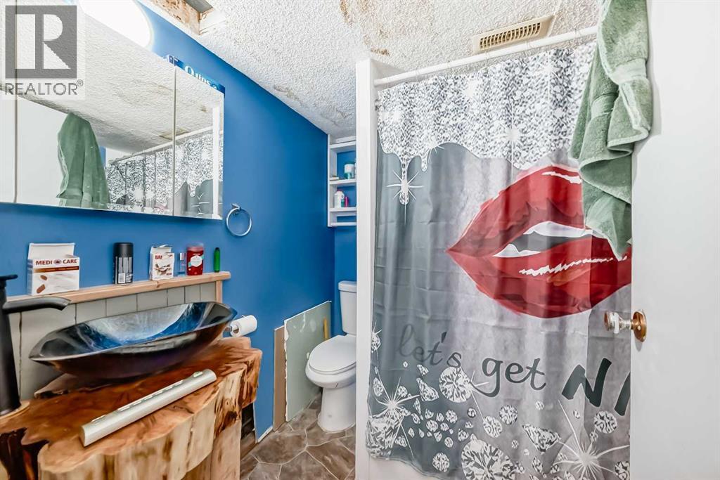 3717 50 Avenue, Innisfail