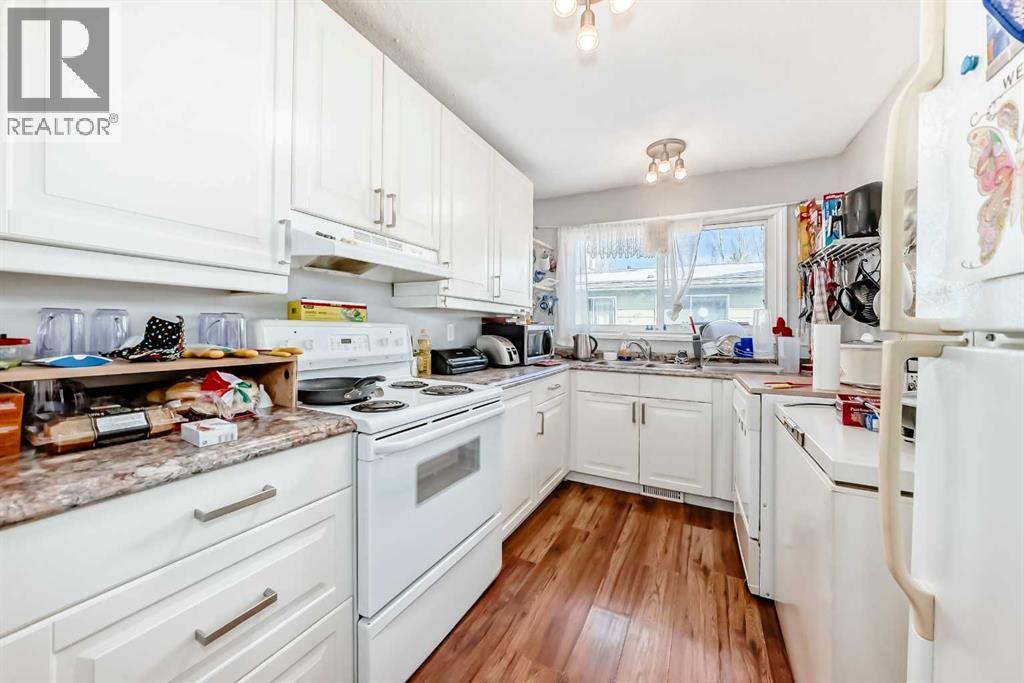 3717 50 Avenue, Innisfail