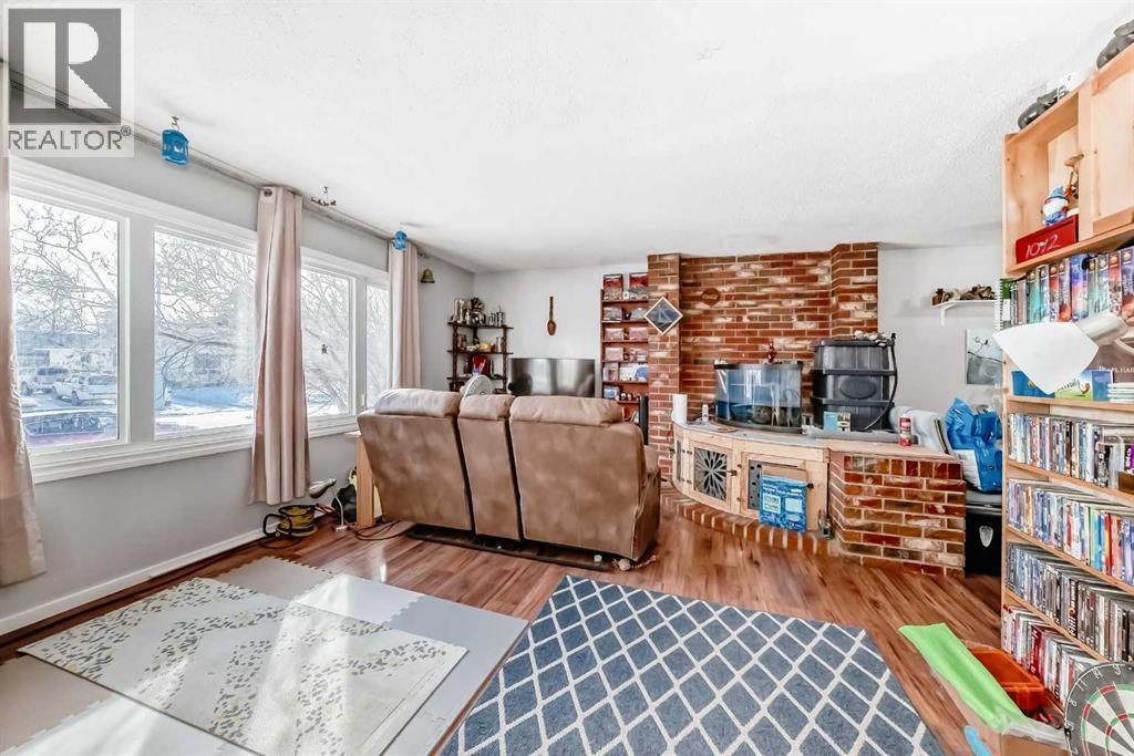 3717 50 Avenue, Innisfail