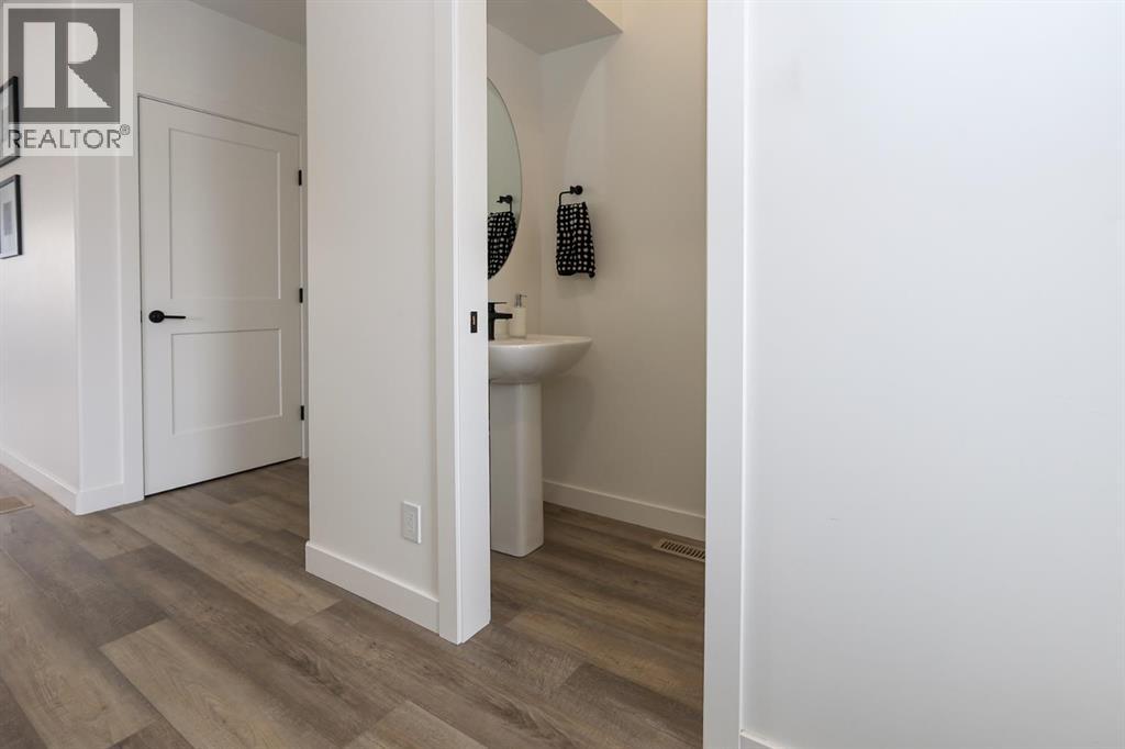 2 Evergreen Way, Red Deer