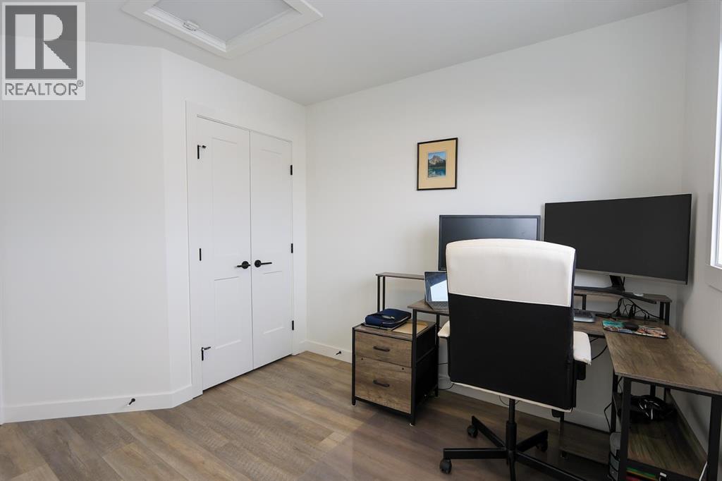 2 Evergreen Way, Red Deer