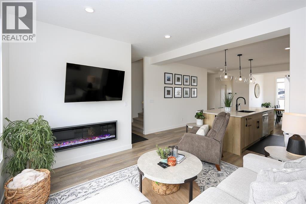 2 Evergreen Way, Red Deer