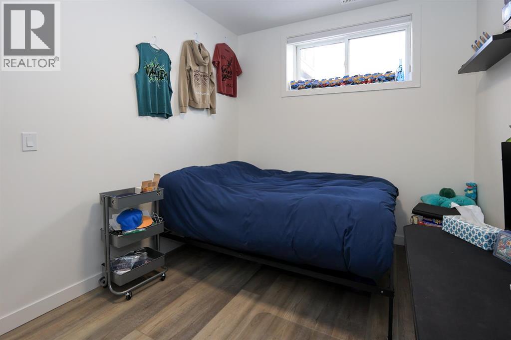 2 Evergreen Way, Red Deer