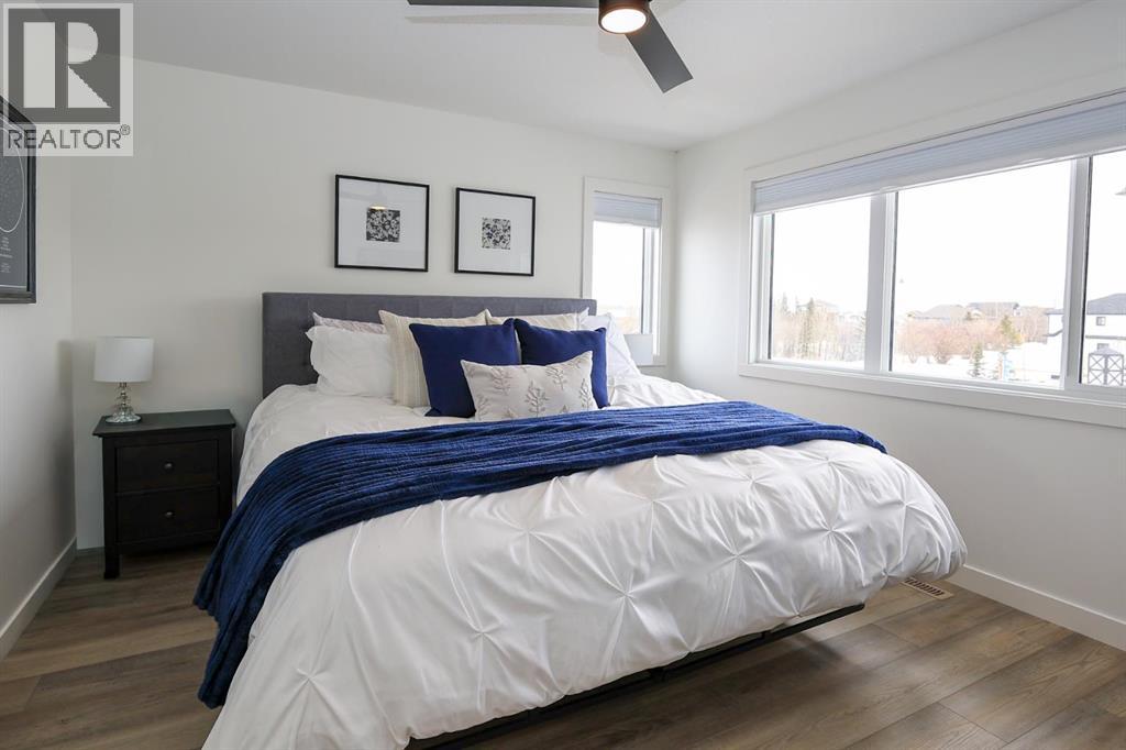 2 Evergreen Way, Red Deer