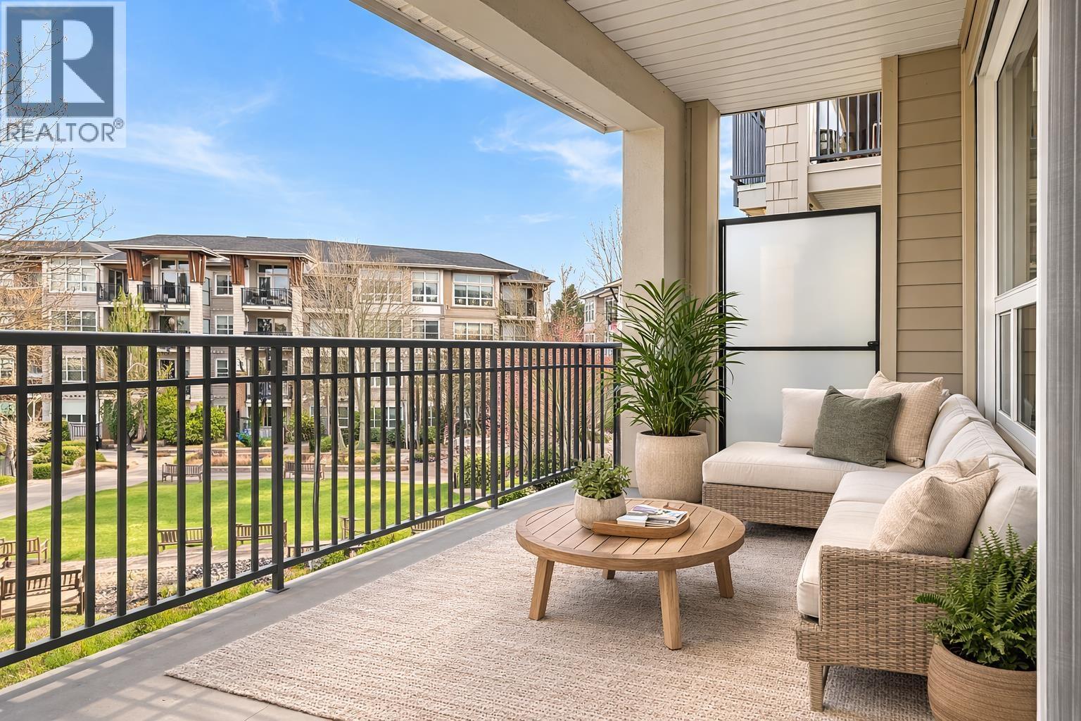 #307-6828 ECKERSLEY Road, Richmond