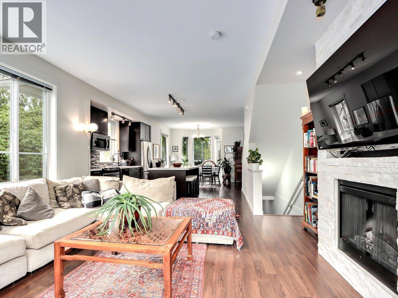 95 2418 AVON PLACE, Port Coquitlam