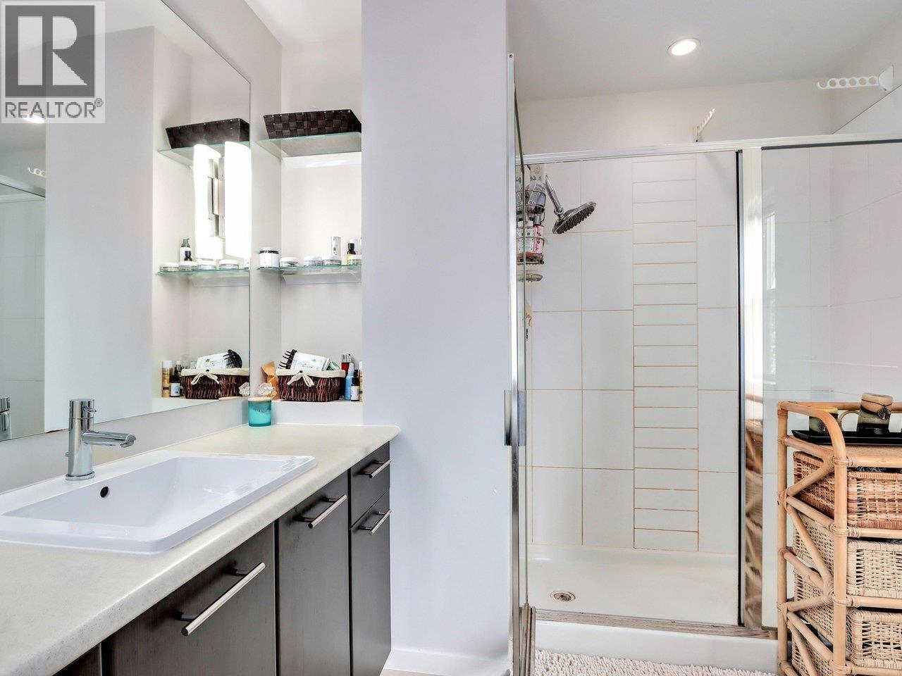 95 2418 AVON PLACE, Port Coquitlam