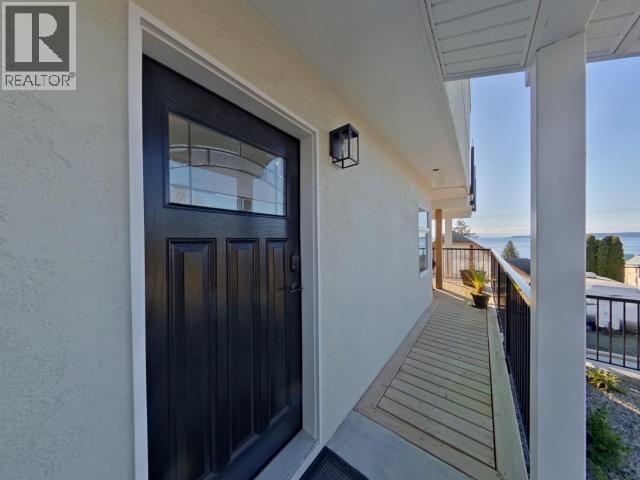 A, B, C-6848 COURTENAY STREET, Powell River